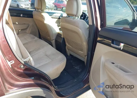 2011 Kia Sorento Lx z USA, uszkodzony, nr VIN 5XYKT4A14BG050301